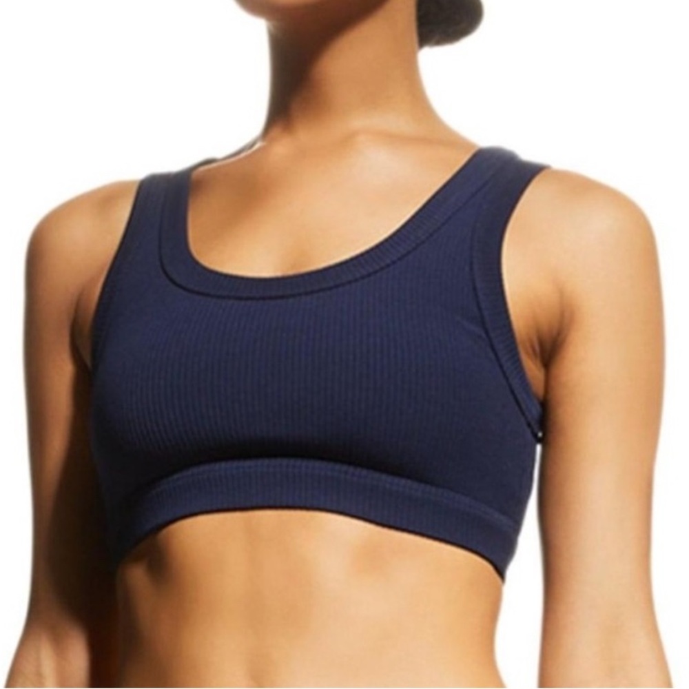ALO Yoga Navy Wellness Bra + Airlift Legging Workout Set